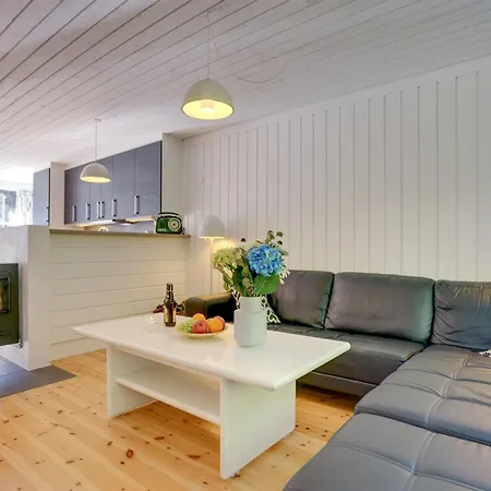 Bergit - 55m From The Sea By Interhome