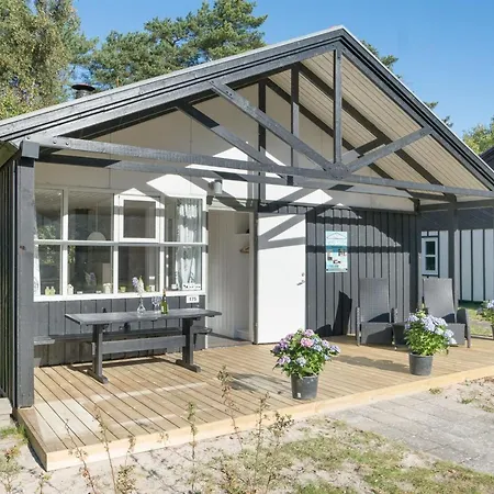 Bergit - 55m From The Sea By Interhome Bøtø By