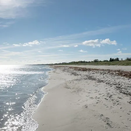Vakantiehuis Bergit - 55m From The Sea By Interhome *